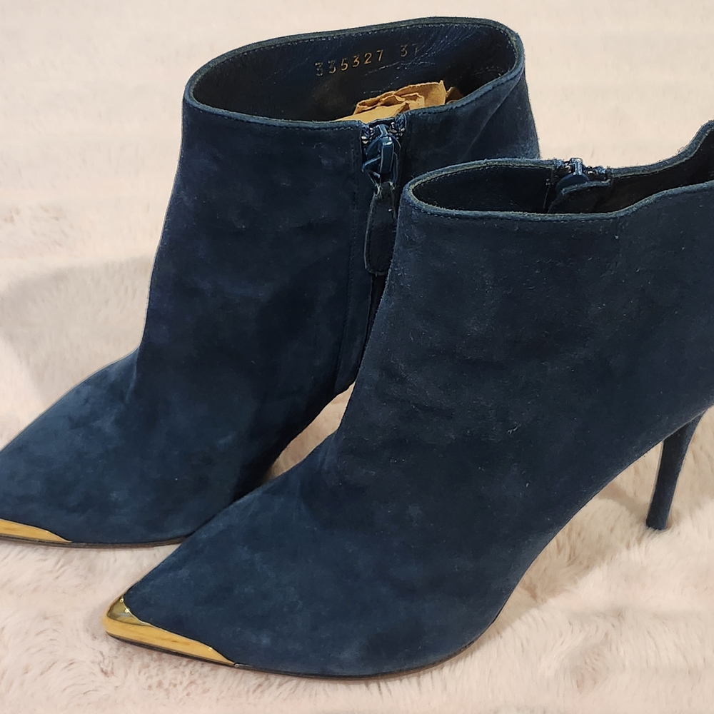 Alexander McQueen Gold Tip Blue Suede Booties Re-soled Size 37